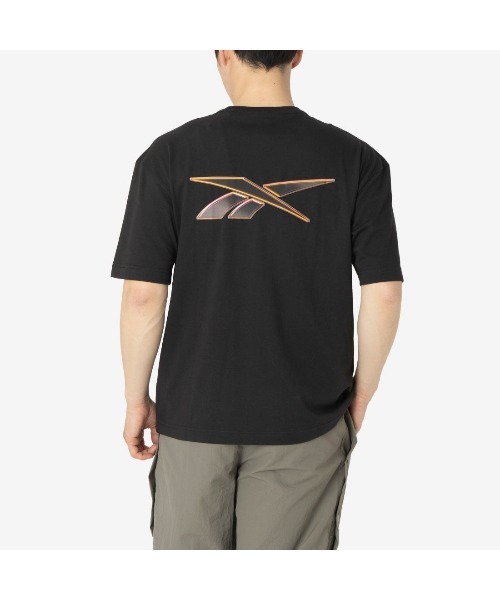 Reebok(リーボック)の「アスリート スピード ロゴ Tシャツ / ATHLETE SPEED LOGO T-SHIRT(Tシャツ/カットソー・メンズ・ホワイト/ブラック/ブルー・X-LARGE/SMALL/MEDIUM/LARGE)」の16枚目の写真