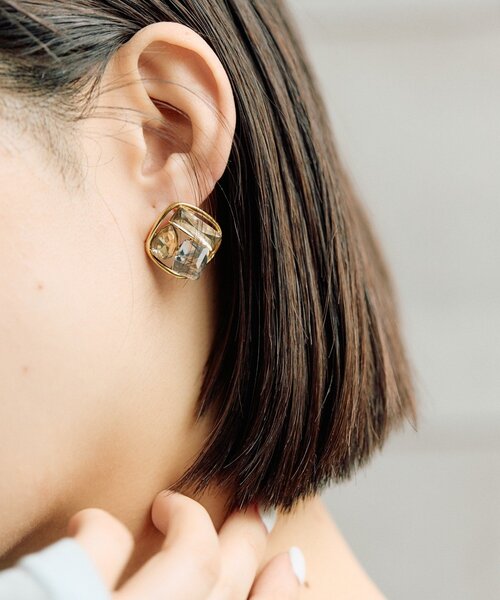 ear PAPILLONNER(イアパピヨネ)の「《金属アレルギー対応/ステンレス》ビジューピアス(ピアス(両耳用)・レディース・グレー/イエロー・FREE)」の6枚目の写真