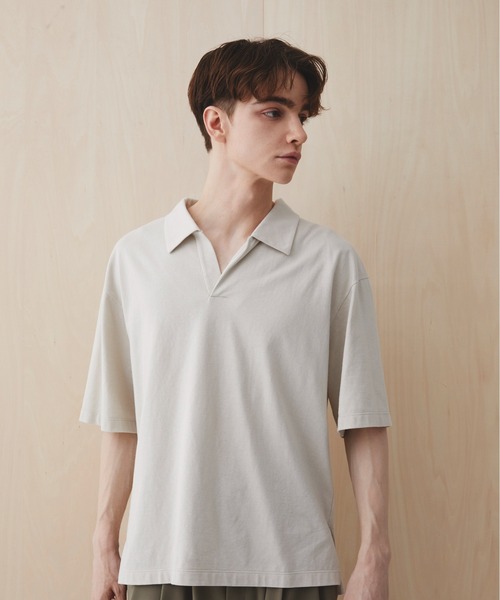 PUBLIC TOKYO(パブリックトウキョウ)の「【残りわずか】スキッパーポロTEE /夏服/半袖/ウォッシャブル/綿100%(Tシャツ/カットソー・メンズ・ホワイト/グレー/ブラック/その他・1/2)」の6枚目の写真