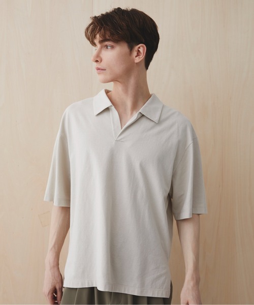 PUBLIC TOKYO(パブリックトウキョウ)の「【残りわずか】スキッパーポロTEE /夏服/半袖/ウォッシャブル/綿100%(Tシャツ/カットソー・メンズ・ホワイト/グレー/ブラック/その他・1/2)」の8枚目の写真