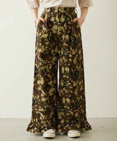 MILKFED.(ミルクフェド)の「FRILL HEM CAMO PANTS(その他パンツ・レディース・ブラック/ピンク/オリーブ・S/M)」の2枚目の写真