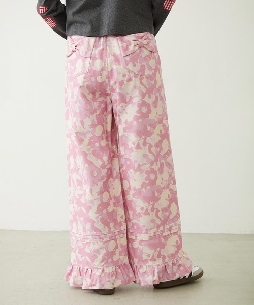 MILKFED.(ミルクフェド)の「FRILL HEM CAMO PANTS(その他パンツ・レディース・ブラック/ピンク/オリーブ・S/M)」の21枚目の写真