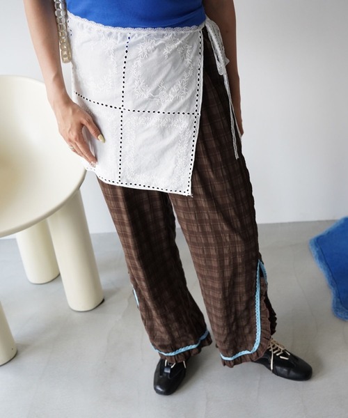 SANSeLF(サンセルフ)の「【SANSeLF】エンブロイダリーレースラップスカート saw26s087(スカート・レディース・ホワイト・FREE)」の14枚目の写真