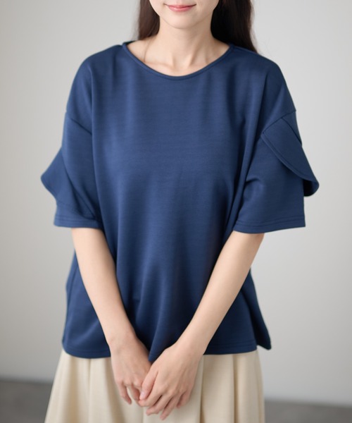 DAYRA(デイラ)の「ラッフルスリーブ ドロップショルダー 半袖 クルーネック トップス(Tシャツ/カットソー・レディース・ホワイト/ダークグレー/ネイビー/ブラック・FREE)」の4枚目の写真
