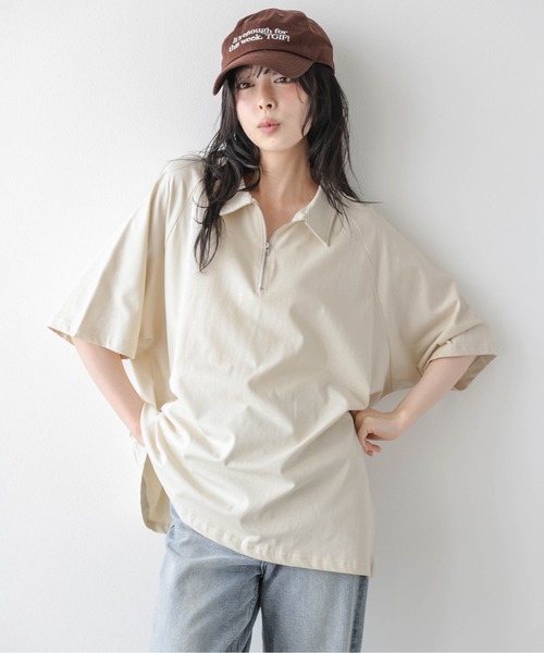 La-gemme(ラジェム)の「襟付き ハーフジップトップス(Tシャツ/カットソー・レディース・ベージュ/グレー/ブラック・フリー)」の1枚目の写真