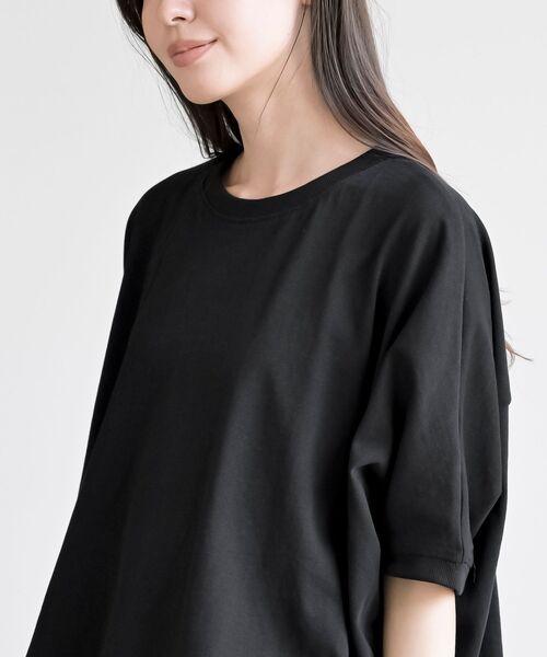 rps(アールピーエス)の「裾ドロストドルマンT(Tシャツ/カットソー・レディース・ライトカーキ/ブラック/オフホワイト・フリー)」の17枚目の写真