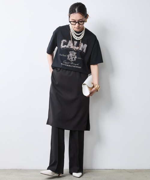 CHIC STYLE(シックスタイル)の「綿100%ピグメント染ロゴプリントTシャツ<大きいサイズ有>シックスタイル(Tシャツ/カットソー・レディース・オフホワイト/チャコール/スミクロ・3L/LL/L/M/5L/4L)」の15枚目の写真