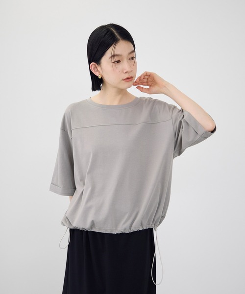 Mac-House（マックハウス）の「【Idnes / イドネス】裾ドロスト ドルマンプルオーバー  カットソー（Tシャツ/カットソー・レディース・ブラック/グレイッシュベージュ/ブラウン・FREE）」の4枚目の写真