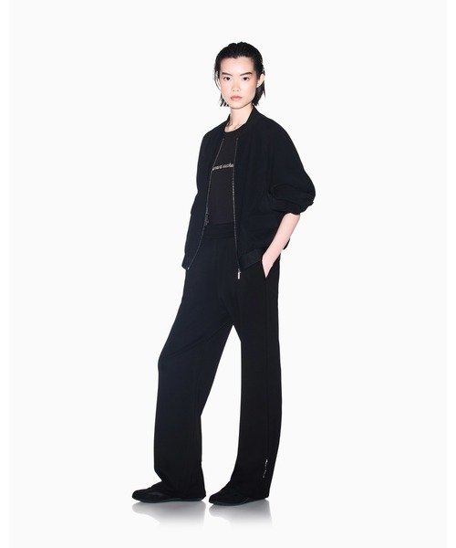 ARMANI EXCHANGE(アルマーニエクスチェンジ)の「【A|X アルマーニ エクスチェンジ】エンブロイダリーロゴ 半袖クルーネックTシャツ/BOY BOXY(Tシャツ/カットソー・レディース・ブラック・MEDIUM/LARGE/X-LARGE/SMALL/X-SMALL)」の6枚目の写真