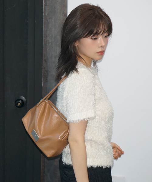 Salad bowls（サラダボール）の「COMPACT BAG [LEATHER CARAMEL]（ショルダーバッグ・レディース・キャメル・FREE）」の5枚目の写真