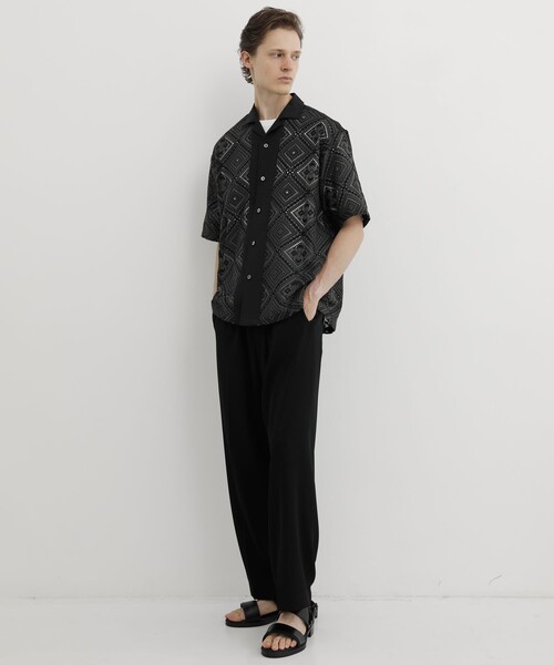 UNITED TOKYO(ユナイテッドトウキョウ)の「【MADE IN JAPAN】クロシェレース オープンカラーシャツ |通気性/透かし/真夏/夏服/2WAY/希少な編み機(シャツ/ブラウス・メンズ・オフホワイト/ブラック・2/1)」の3枚目の写真