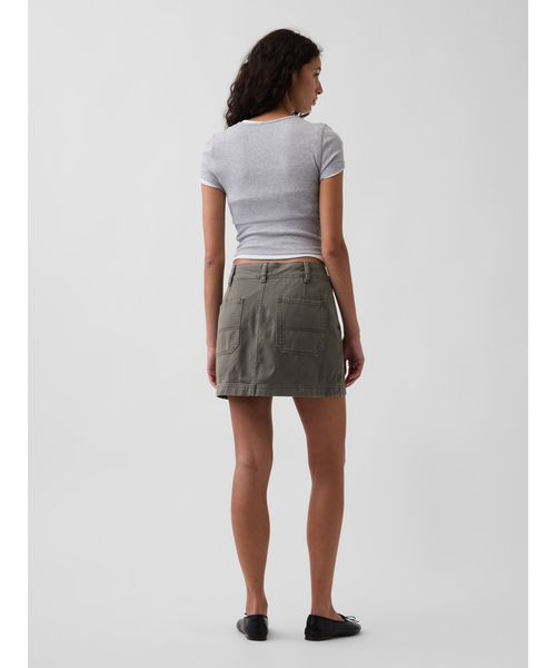 GAP(ギャップ)の「ハイライズ ミニ ユーティリティ ミニスカート・スコート(スカート・レディース・カーキ/ベージュ・L/M/S/XS/XXS)」の5枚目の写真