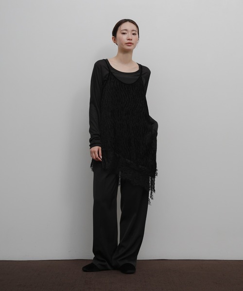 select MOCA Et（セレクトモカエト）の「【Et】Lace-Hem Velour Crepe Asymmetry long Camisole（キャミソール・レディース・ブラウン/ブラック・FREE）」の3枚目の写真