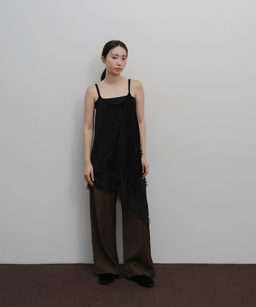 select MOCA Et（セレクトモカエト）の「【Et】Lace-Hem Velour Crepe Asymmetry long Camisole（キャミソール・レディース・ブラウン/ブラック・FREE）」の6枚目の写真