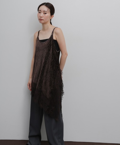 select MOCA Et（セレクトモカエト）の「【Et】Lace-Hem Velour Crepe Asymmetry long Camisole（キャミソール・レディース・ブラウン/ブラック・FREE）」の14枚目の写真