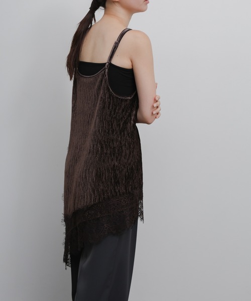 select MOCA Et（セレクトモカエト）の「【Et】Lace-Hem Velour Crepe Asymmetry long Camisole（キャミソール・レディース・ブラウン/ブラック・FREE）」の16枚目の写真