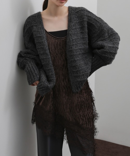 select MOCA Et（セレクトモカエト）の「【Et】Lace-Hem Velour Crepe Asymmetry long Camisole（キャミソール・レディース・ブラウン/ブラック・FREE）」の19枚目の写真