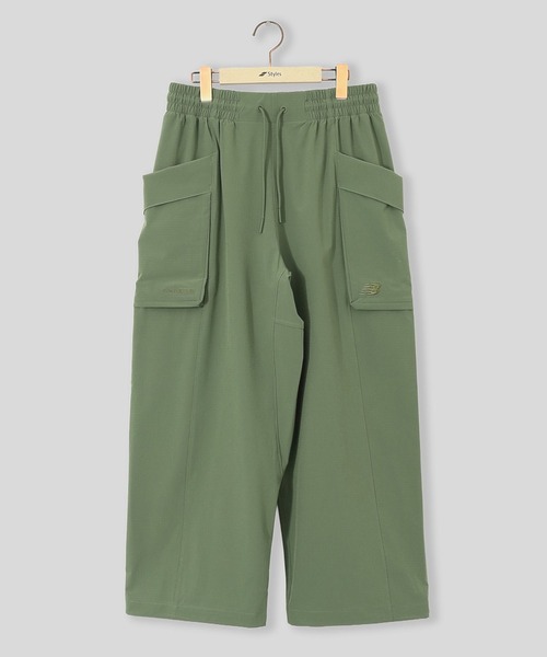 NEW BALANCE（ニューバランス）の「NEW BALANCE NB Grey cropped cargo pants MB61A5RJ（カーゴパンツ・メンズ・オリーブ/チャコールグレー・M/L）」の2枚目の写真