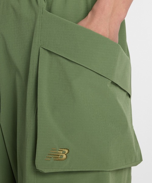NEW BALANCE（ニューバランス）の「NEW BALANCE NB Grey cropped cargo pants MB61A5RJ（カーゴパンツ・メンズ・オリーブ/チャコールグレー・M/L）」の16枚目の写真