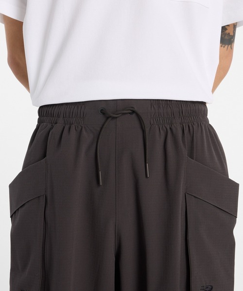 NEW BALANCE（ニューバランス）の「NEW BALANCE NB Grey cropped cargo pants MB61A5RJ（カーゴパンツ・メンズ・オリーブ/チャコールグレー・M/L）」の21枚目の写真