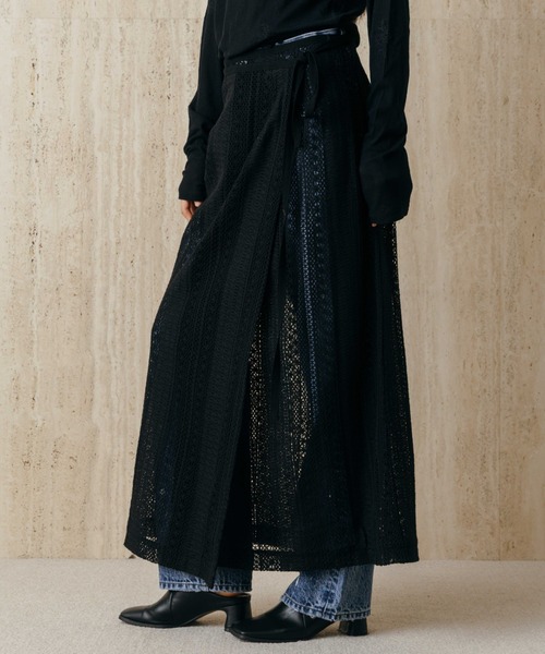 CREDONA(クレドナ)の「SHEER WRAP SKIRT/シアーラップスカート(スカート・レディース・ホワイト/ブラック・FREE)」の2枚目の写真