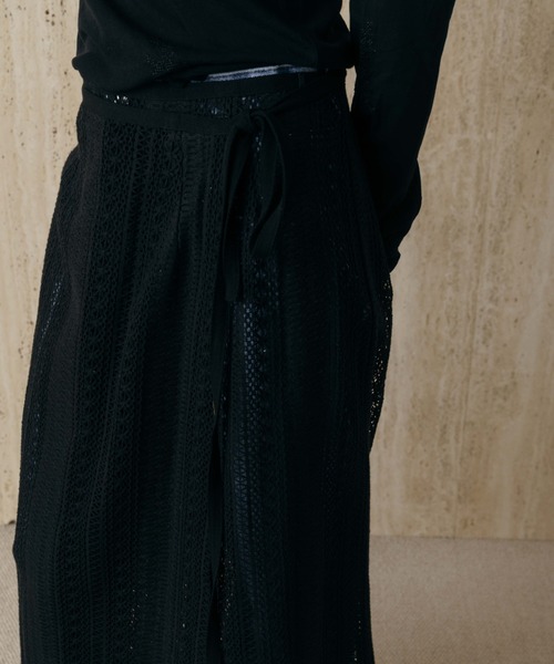 CREDONA(クレドナ)の「SHEER WRAP SKIRT/シアーラップスカート(スカート・レディース・ホワイト/ブラック・FREE)」の16枚目の写真