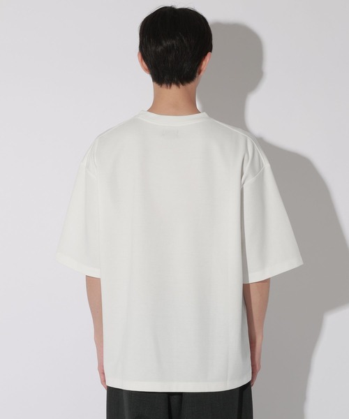 LAKOLE(ラコレ)の「ジオラインアートプリントT / 672895(Tシャツ/カットソー・メンズ・ホワイト/ブルー・MEDIUM/LARGE)」の22枚目の写真