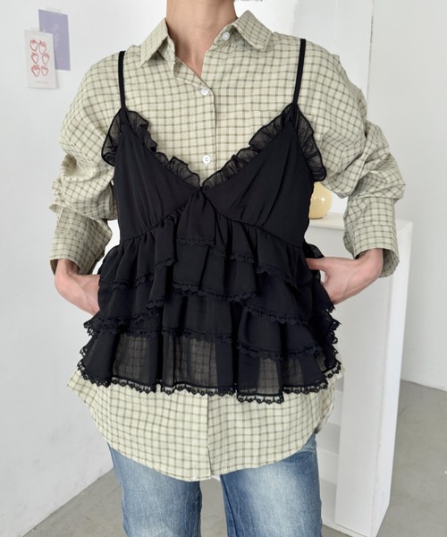 SOLLON.(ソルロン)の「フリルティアードキャミソール(キャミソール・レディース・ホワイト/ブラック/ブラウン/ライトグリーン・FREE)」の11枚目の写真