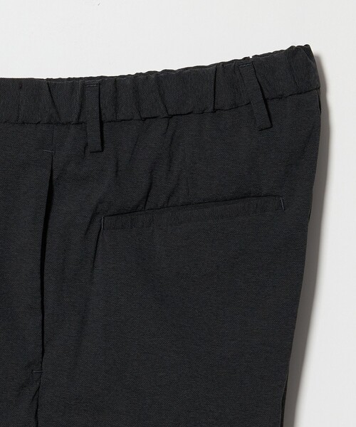 UNITED ARROWS（ユナイテッドアローズ）の「ウェザーコンフォート メランジ キャロット 1プリーツパンツ 撥水 ヨコストレッチ（スラックス・メンズ・ダークグレー/ブラック・M/XL/L/S）」の6枚目の写真