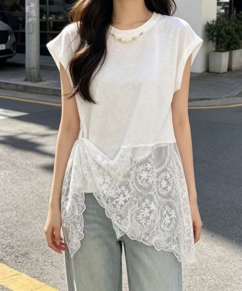 FACTOTUM（ファクトタム）の「レース切り替えイレギュラーTシャツ（Tシャツ/カットソー・レディース・ブラック/ホワイト/ベージュ・FREE）」の6枚目の写真