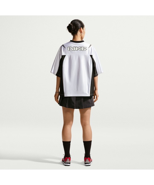 NIKE（ナイキ）の「NIKE/ナイキ WS ｽﾄﾘｰﾄ GFX ｼﾞｬｰｼﾞｰ（Tシャツ/カットソー・レディース・ブラック/ホワイト・L/M/S/XL）」の7枚目の写真