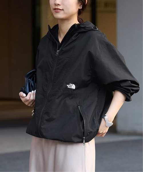 THE NORTH FACE(ザノースフェイス)の「《追加3》THE NORTH FACE/ザ ノース フェイス Compact Jacket NP72530(マウンテンパーカー・レディース・ブラック/ベージュ系その他・MEDIUM)」の2枚目の写真