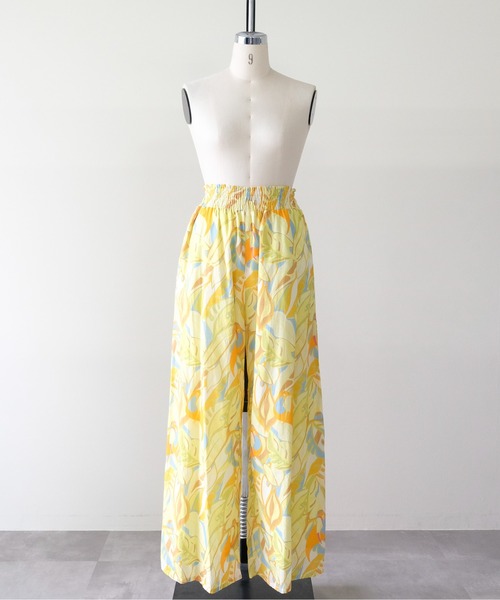 DOLLUPOOPS(ドールアップウップス)の「Botanical Bird Smocked Waist Easy Pants(ボタニカルバードウエストシャーリングイージーパンツ)(その他パンツ・レディース・イエロー/ブルー・FREE)」の17枚目の写真