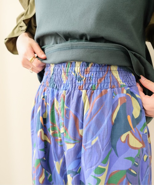 DOLLUPOOPS(ドールアップウップス)の「Botanical Bird Smocked Waist Easy Pants(ボタニカルバードウエストシャーリングイージーパンツ)(その他パンツ・レディース・イエロー/ブルー・FREE)」の12枚目の写真