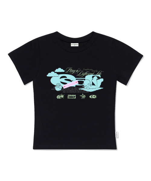 ESCAPEFROM(エスケープフロム)の「ピクニックガール ESCFロゴコラージュプリントスリムフィット半袖Tシャツブラック(Tシャツ/カットソー・レディース・その他・LARGE/MEDIUM)」の2枚目の写真