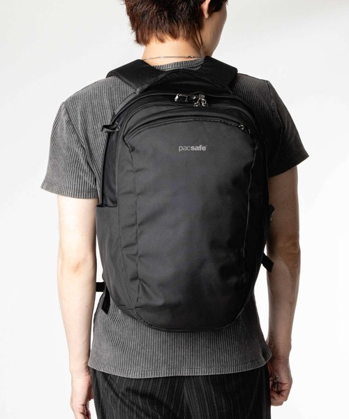 pacsafe(パックセーフ)の「【Pacsafe / パックセーフ】Pacsafe V 26L Tour Backpack / ツアー バックパック リュック 防犯機能(バックパック/リュック・メンズ・ブラック・FREE)」の2枚目の写真