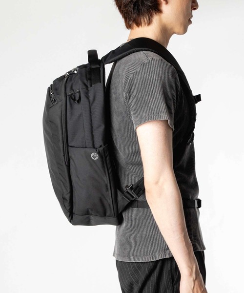 pacsafe(パックセーフ)の「【Pacsafe / パックセーフ】Pacsafe V 26L Tour Backpack / ツアー バックパック リュック 防犯機能(バックパック/リュック・メンズ・ブラック・FREE)」の3枚目の写真