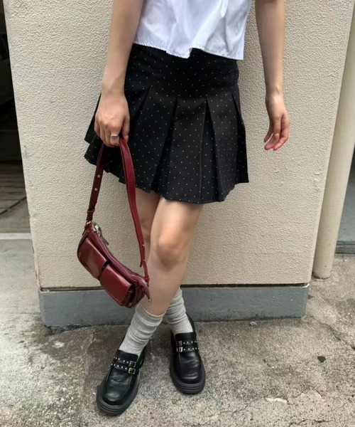 mebole（メボレ）の「dot box pleated mini skirt（スカート・レディース・ブラック・SMALL/MEDIUM）」の10枚目の写真