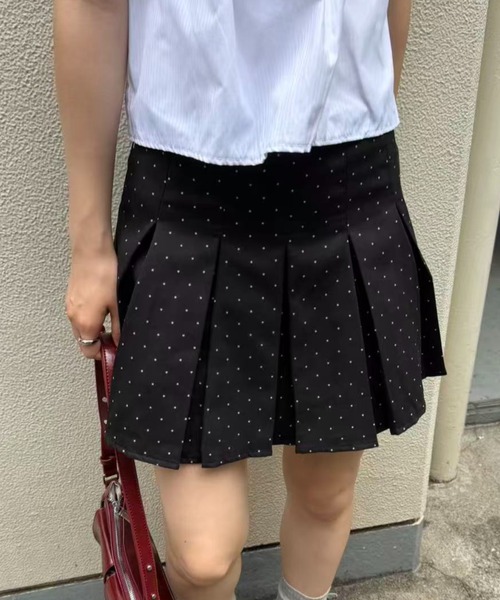 mebole（メボレ）の「dot box pleated mini skirt（スカート・レディース・ブラック・SMALL/MEDIUM）」の11枚目の写真