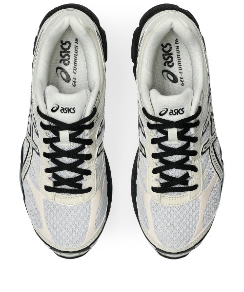 ASICS（アシックス）の「GEL-CUMULUS 16 / ゲルキュムラス 16（スニーカー・レディース・ホワイト×ブラック・25.5/26/27/27.5/23/26.5/25/23.5/28.5/28/24/24.5）」の5枚目の写真