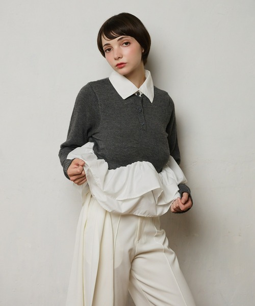 mic by Olu.（ミックバイオルドット）の「＜ ZOZOTOWN限定 ＞ペプラムポロニットトップス（ニット/セーター・レディース・ブラック/グレー・FREE）」の2枚目の写真