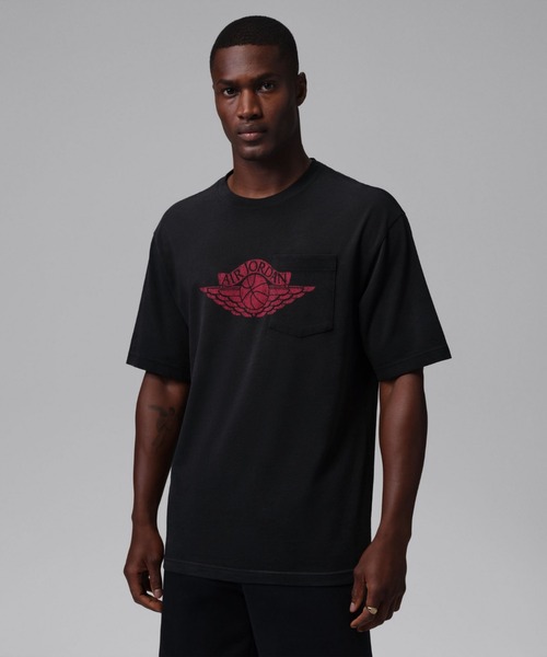 JORDAN BRAND(ジョーダンブランド)の「ジョーダン フライト エッセンシャル メンズ ポケット Tシャツ / Jordan Flight Essentials Men's Pocket T-Shirt IO2084-010 Black(Tシャツ/カットソー・メンズ・ブラック・XL/2XL/L/M/S)」の1枚目の写真