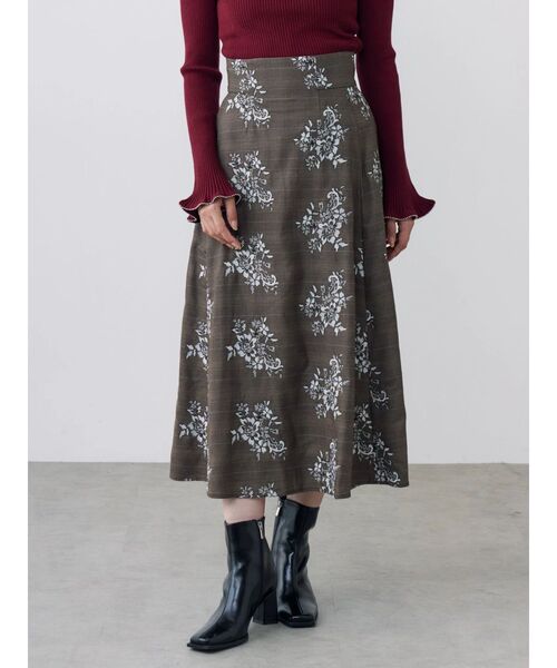 TONAL（トーナル）の「レース刺繍フレアスカート（スカート・レディース・ブラウン/グレー・SMALL/MEDIUM）」の15枚目の写真