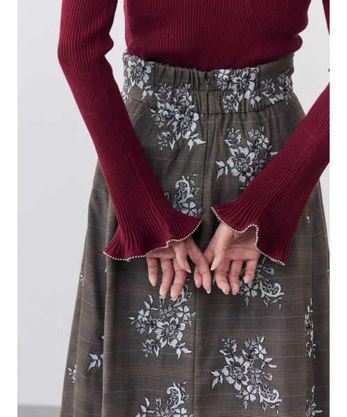 TONAL（トーナル）の「レース刺繍フレアスカート（スカート・レディース・ブラウン/グレー・SMALL/MEDIUM）」の17枚目の写真