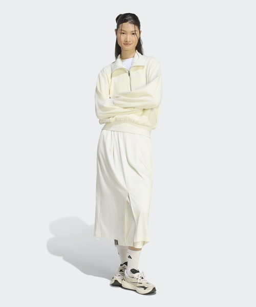adidas(アディダス)の「ラックスフロー サテン レイヤード ルーズフィット スカート / アディダス adidas(スカート・レディース・ホワイト・X-LARGE/SMALL/MEDIUM/LARGE/XX-LARGE)」の5枚目の写真