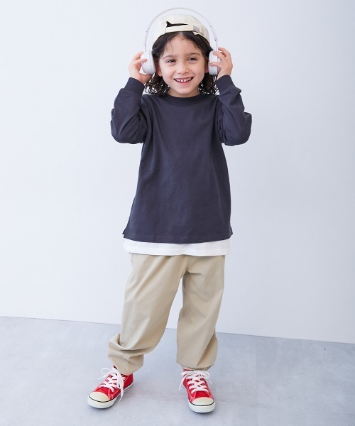 devirock(デビロック)の「綿100% お洗濯してもよれにくい ビッグシルエット 袖リブ 長袖Tシャツ(スムースタッチ)(Tシャツ/カットソー・キッズ・グリーン系/アイボリー/グレー系その他/ベージュ系その他/ホワイト/ネイビー/ダークグリーン/ブラウン系/ブラック/ベージュ系1/ブルー系1/ブルー系2/パープル系/オートミール/ブラック系その他/ピンク系2/ブルー系3/ピンク系1・80cm/160cm/90cm/150cm/110cm/120cm/130cm/140cm/100cm)」の20枚目の写真