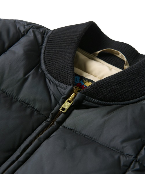 Eddie Bauer（エディーバウアー）の「Eddie Bauer(エディー・バウアー) CANADIAN VEST ダウンベスト メンズ E242432M（ダウンベスト・メンズ・グリーン/ブラック/ネイビー・L/M）」の15枚目の写真