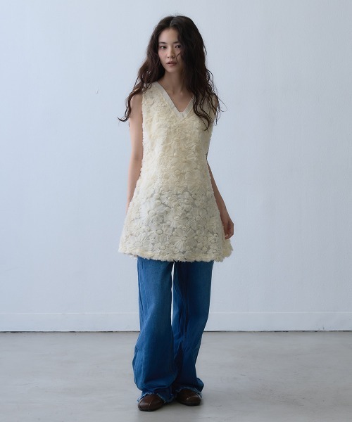 Clum（クルム）の「flower jacquard mini dress / フラワージャガードミニワンピース（チュニック・レディース・アイボリー・FREE）」の9枚目の写真