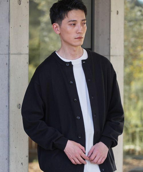 URBAN RESEARCH DOORS(アーバンリサーチドアーズ)の「『UR TECH』 200日 クルーネックカーディガン(カーディガン/ボレロ・メンズ・ブラック/ブラウン/ボルドー・LARGE/X-LARGE/MEDIUM)」の4枚目の写真