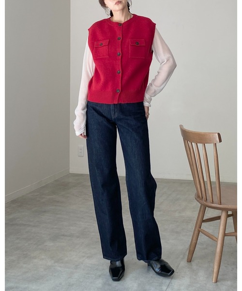 She's Closet(シーズクローゼット)の「配色バイカラー 胸ポケット 前ボタンニットベスト(ベスト・レディース・グレイッシュベージュ/杢グレー/レッド/アイボリー/ブラック・FREE)」の14枚目の写真